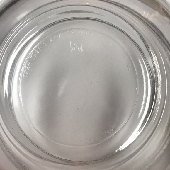 Set of Anchor Hocking Mixing Bowls - Picture 5 of 11